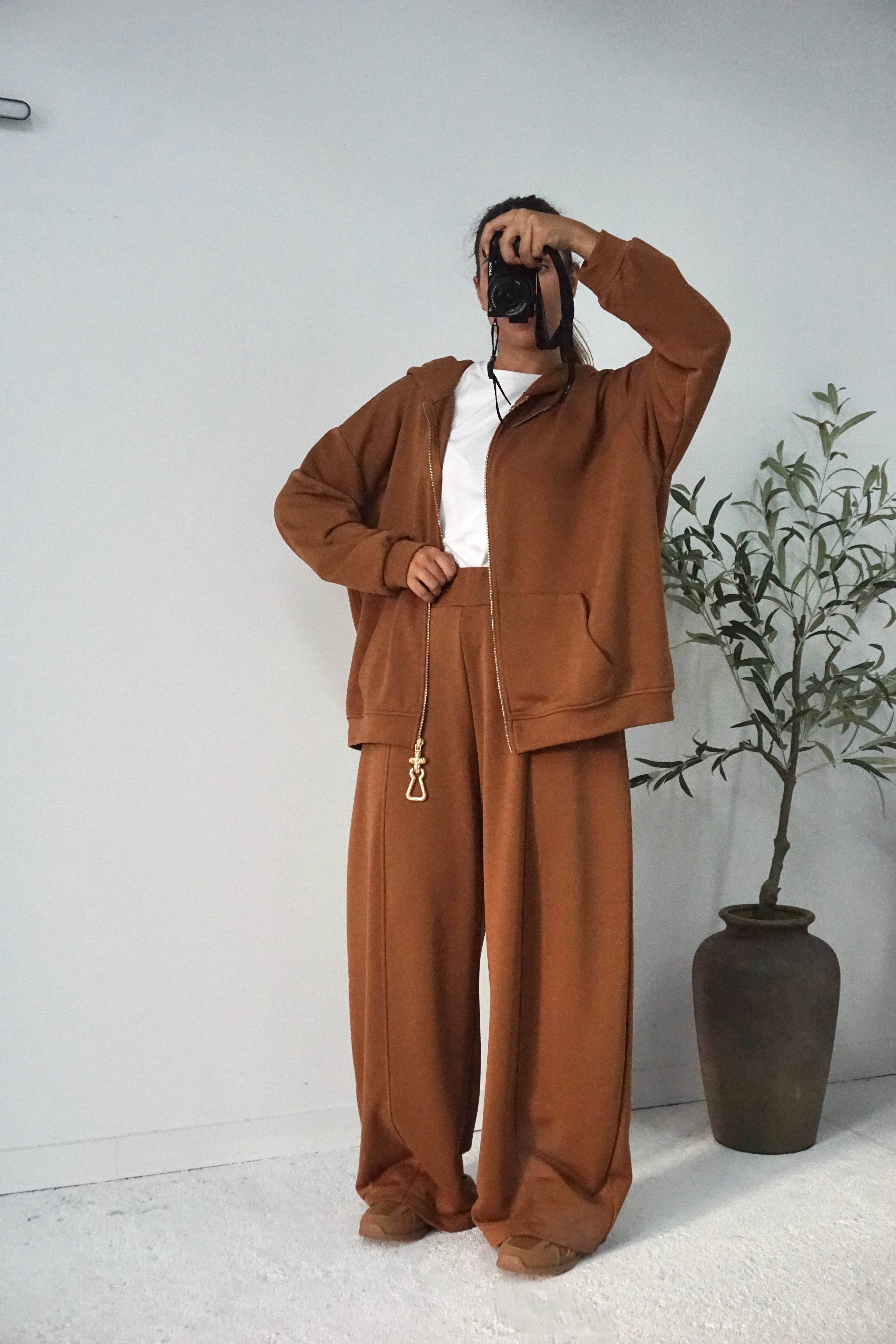 Conjunto em Modal