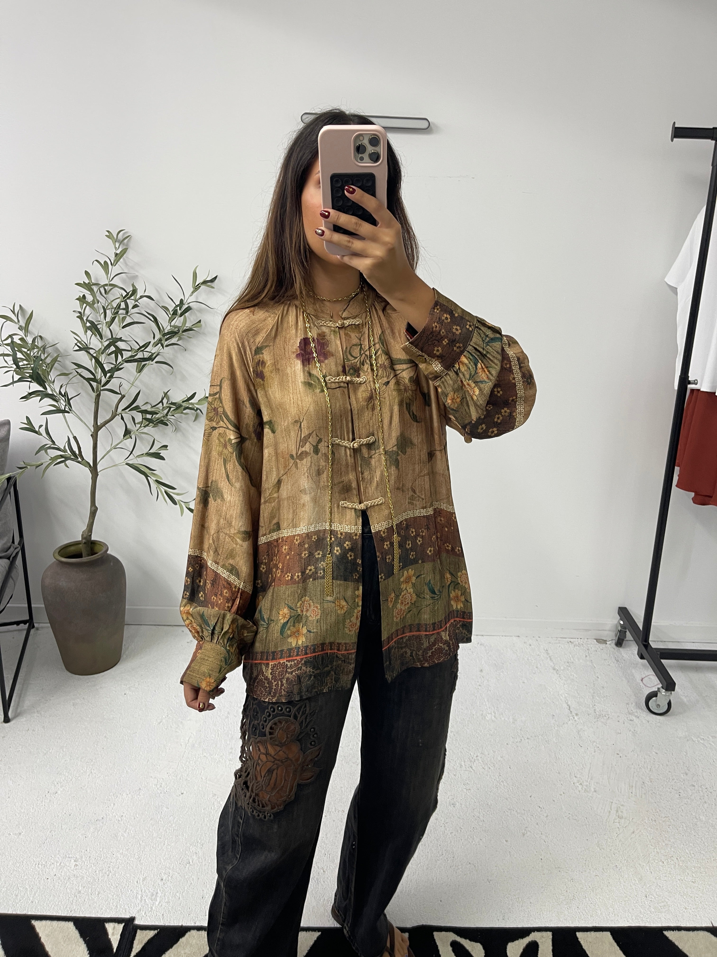 Blusa estilo asiática