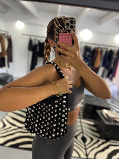 Bucket Bag de Tachas