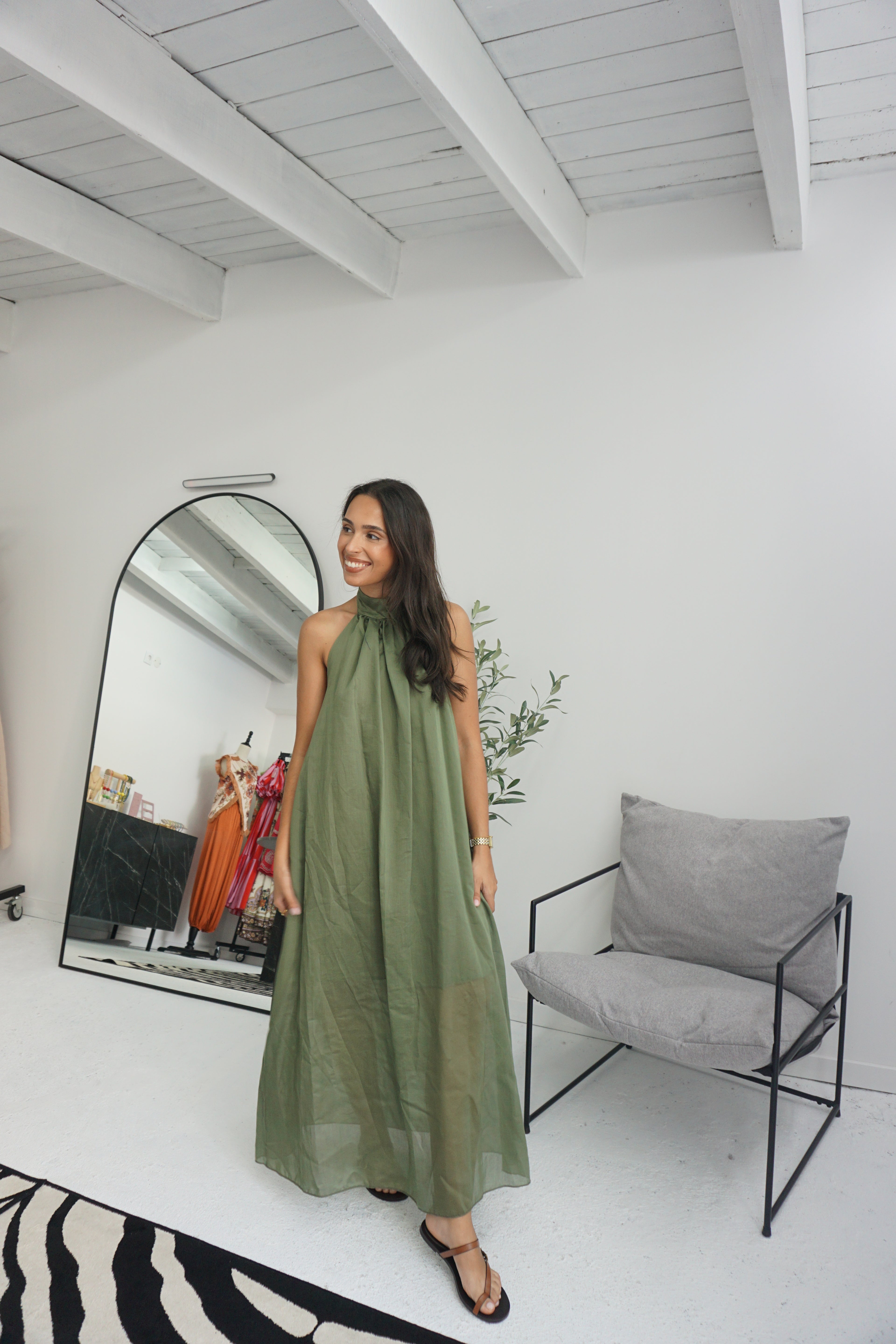 Vestido Costas Abertas