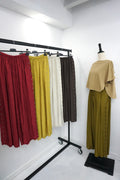Calças Viscose de Tachas
