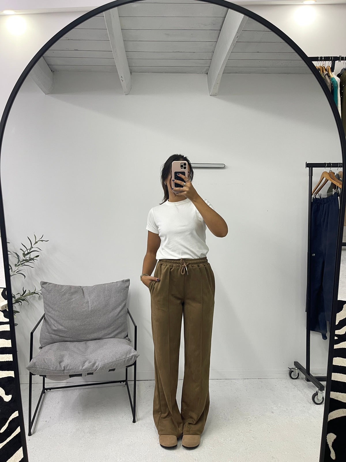 Calças Imitação Camurça