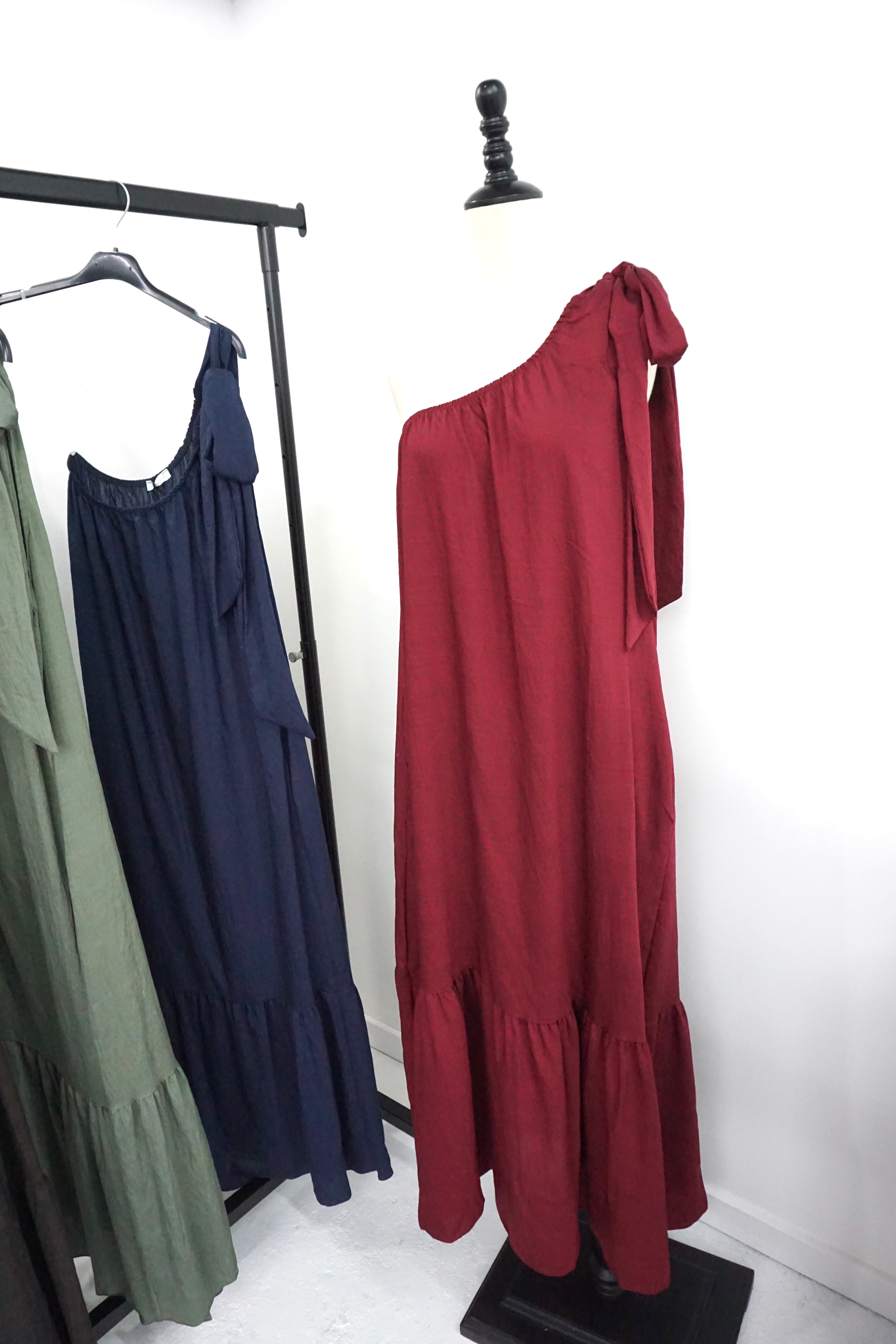 Vestido assimétrico (4 cores)