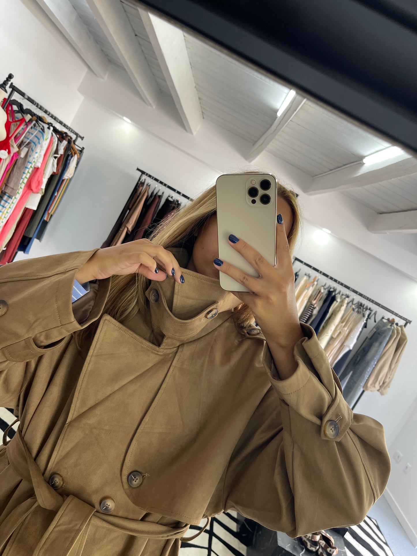 Trench Imitação Camurça