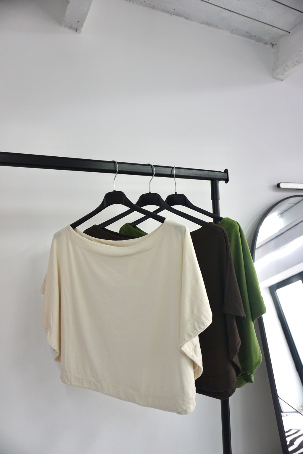 T-Shirt Cropped (3 cores)