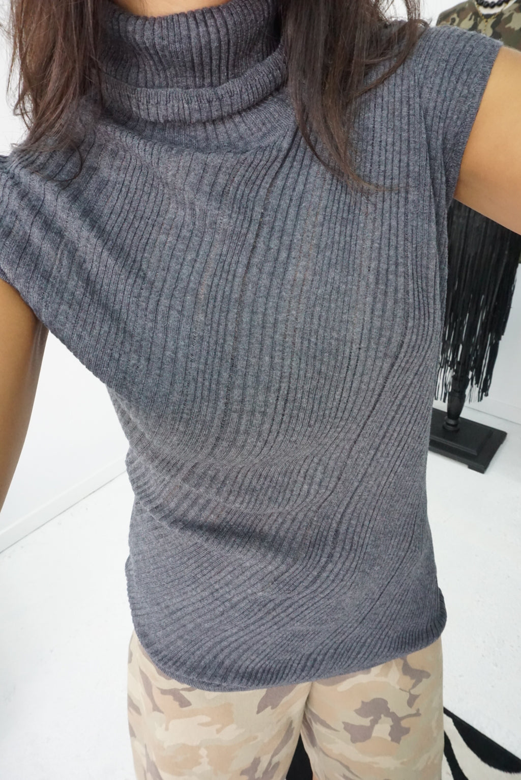 Camisola Gola Alta (3 cores)