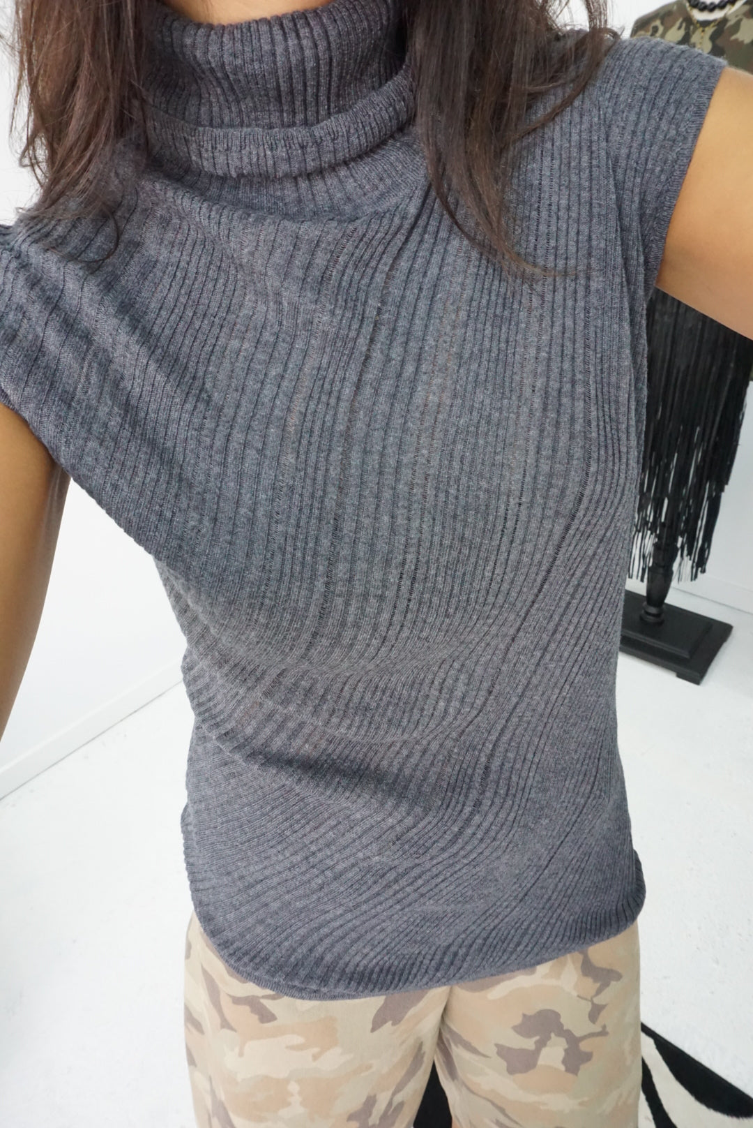 Camisola Gola Alta (3 cores)