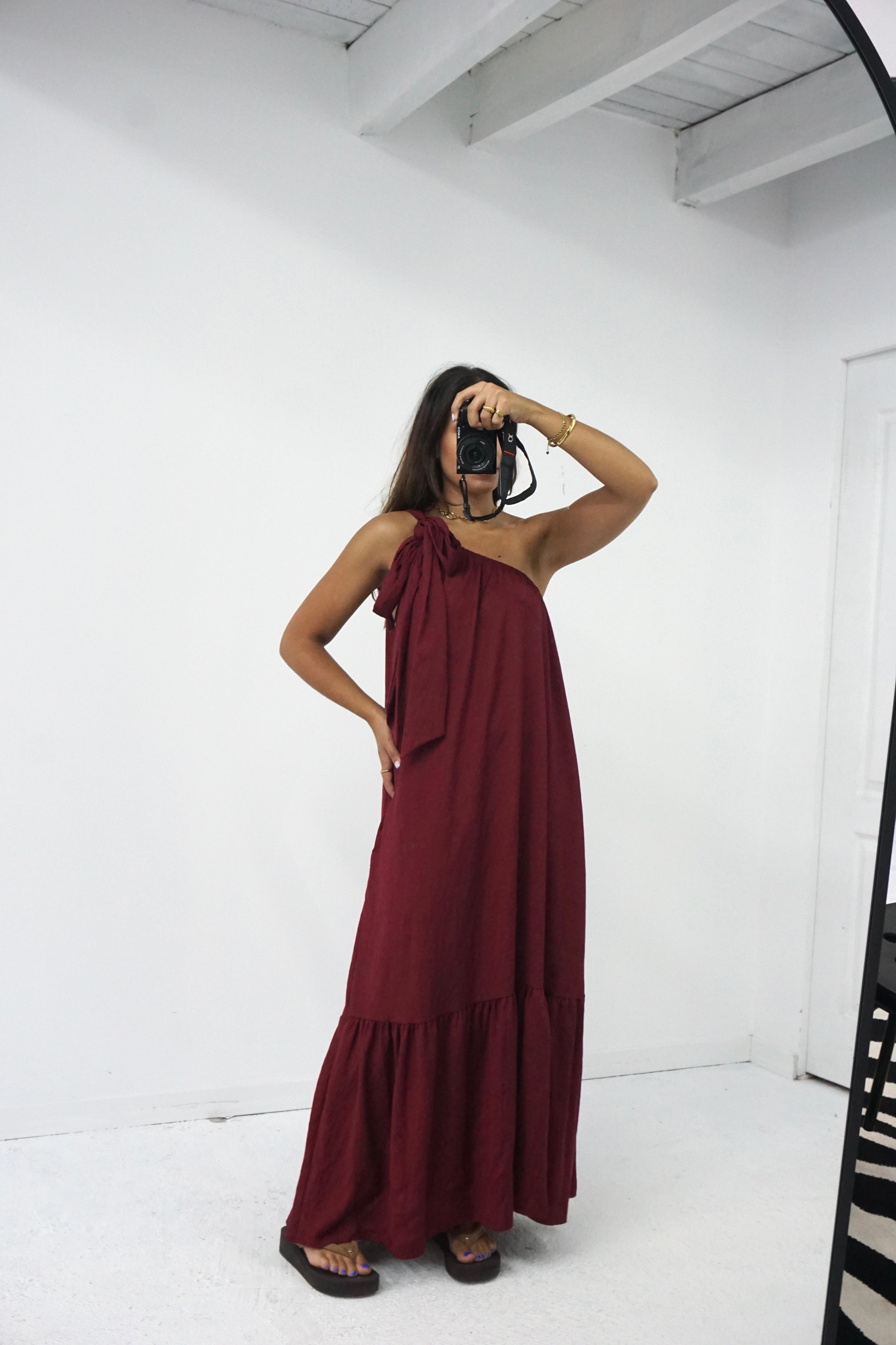 Vestido assimétrico (4 cores)