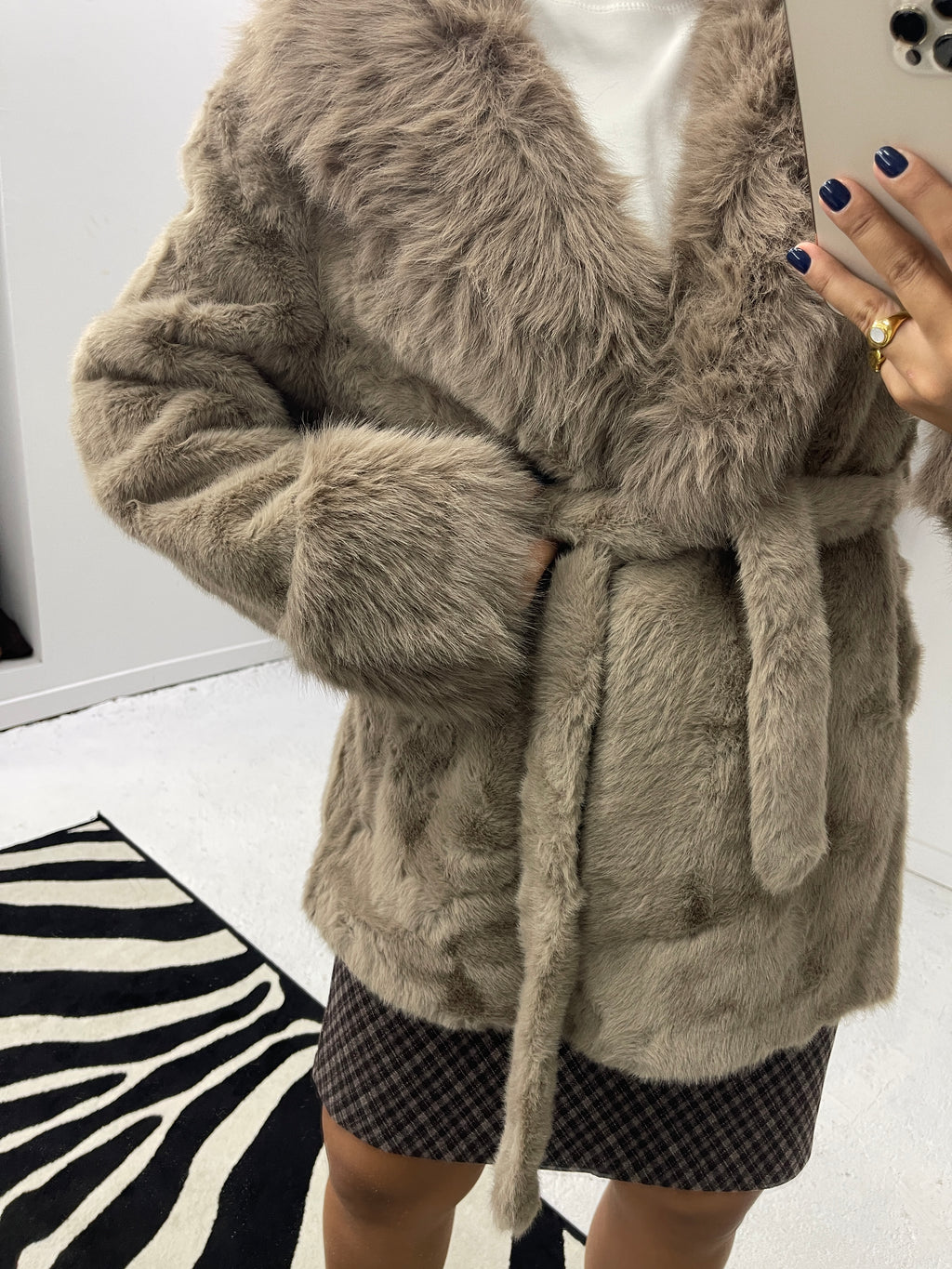 Sobretudo Faux Fur