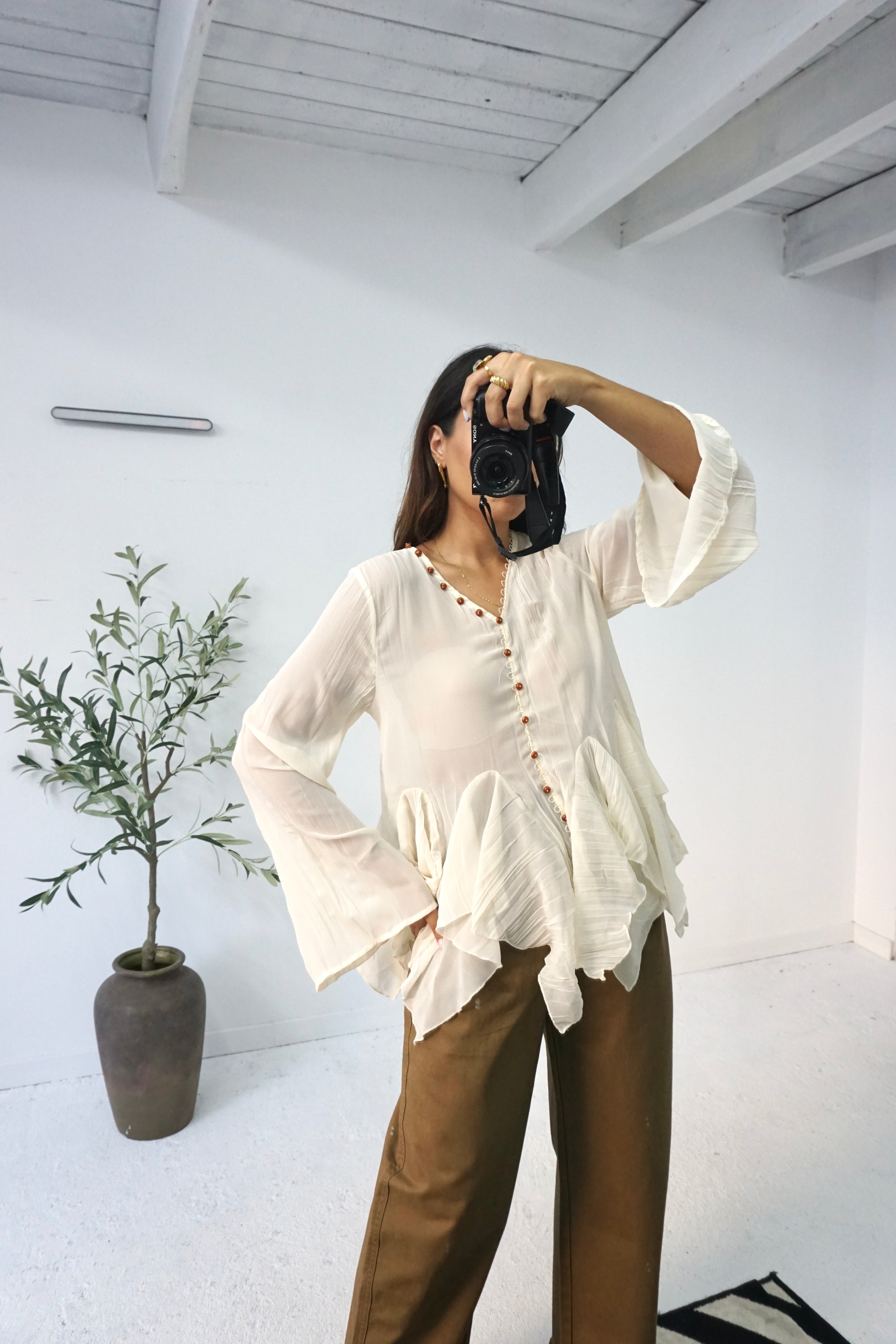 Blusa de folhos
